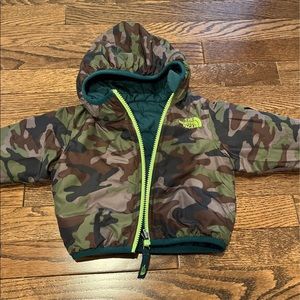 Northface perrito reversible jacket